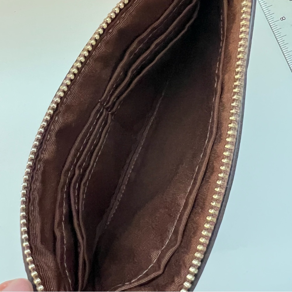 Coach wristlet - Picture 4 of 4